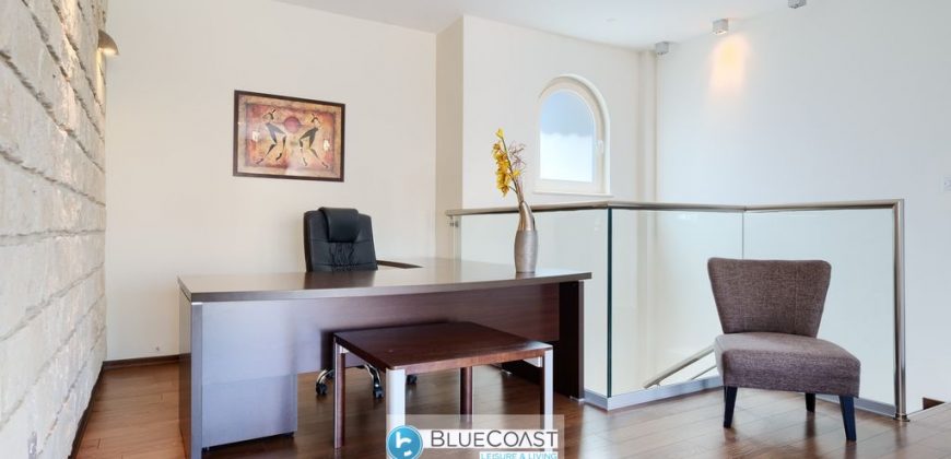 Paphos Luxury 6Bdr Villa Universal For Rent BC044