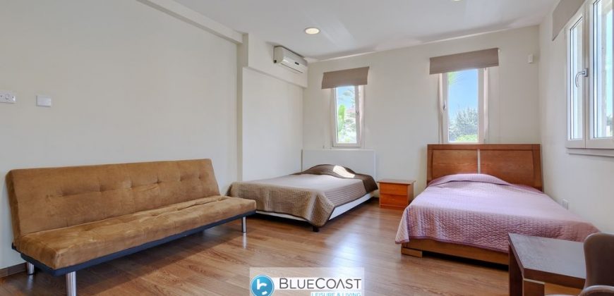 Paphos Luxury 6Bdr Villa Universal For Rent BC044