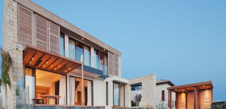 Paphos  4-bedroom Luxury Villa  MYM10181