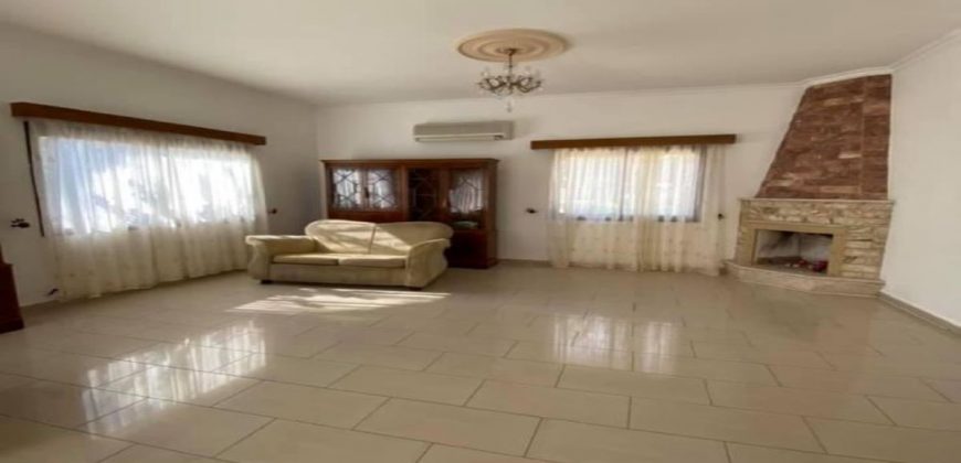 Paphos Peyia 4 Bedroom Villa For Rent GRP036