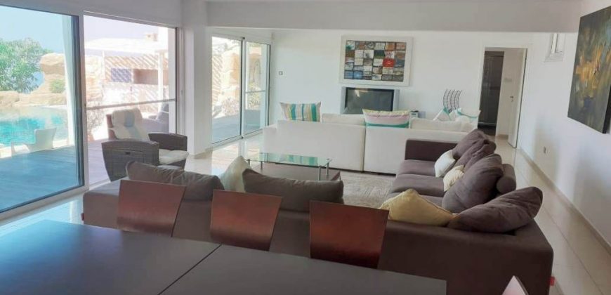 Paphos Pegeia 4 Bedroom House For Sale DLHP0054