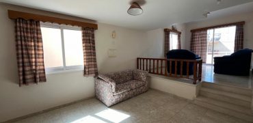 Paphos Town Center 3 Bedroom Apartment For Sale RSG016