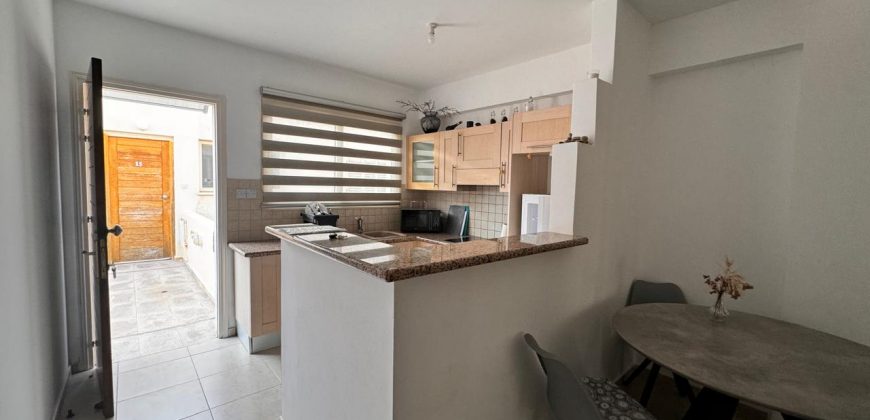 Paphos Mandria 2 Bedroom Apartment For Rent DLHX003