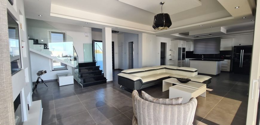 Paphos Pegeia – Sea Caves 5Bdr Villa For Sale UQH2531