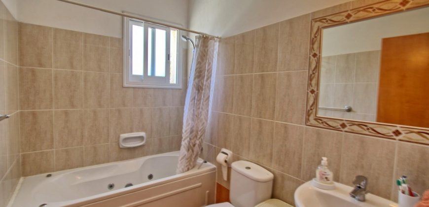 Kato Paphos Universal 2 Bedroom Apartment For Sale BSH41229