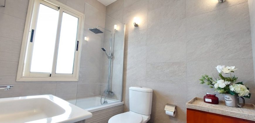 Paphos Kato Paphos Universal 2 Bdr Apartment For Sale WWR29815
