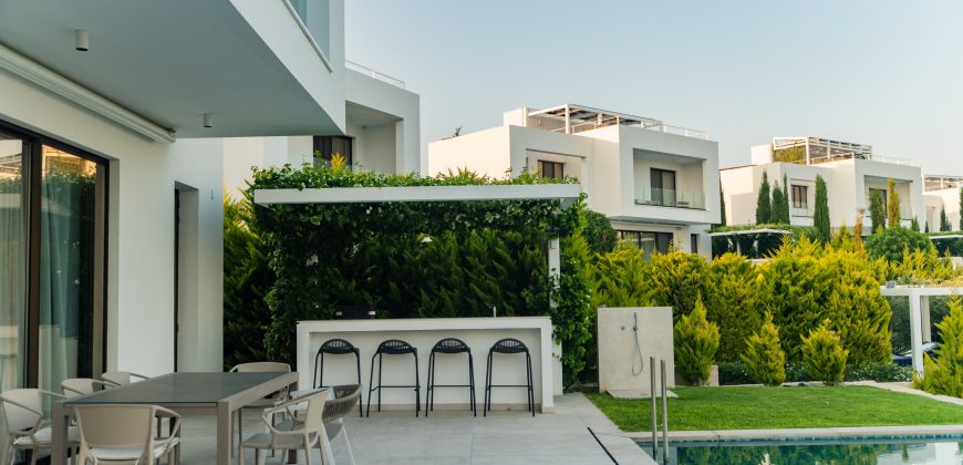 Paphos Peyia 4 Bedroom Detached Villa For Sale LGP112IX