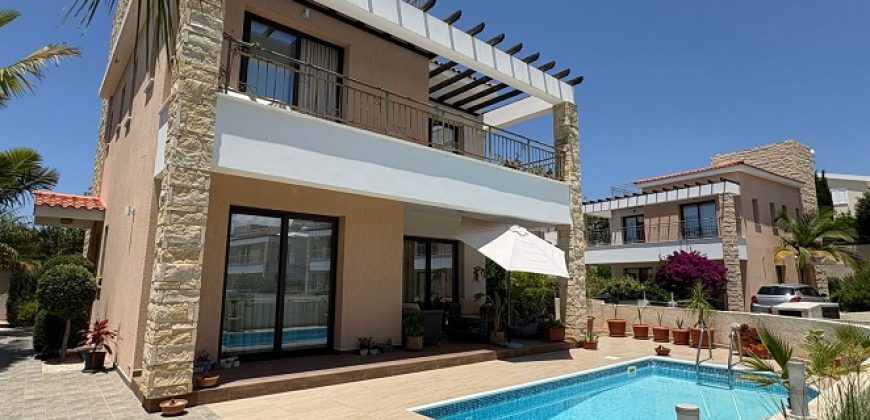 Paphos Peyia 3 Bedroom Villa For Sale MYM10290