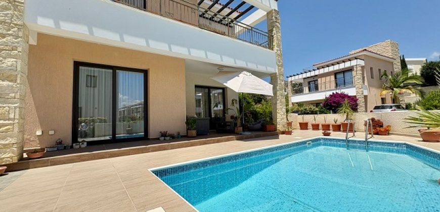 Paphos Peyia 3 Bedroom Villa For Sale MYM10290