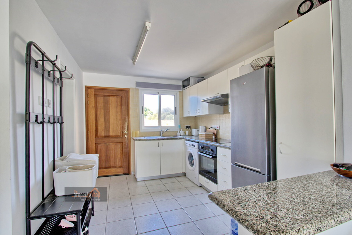 Paphos Anarita TOWNHOUSE For Rent TPSRTL563