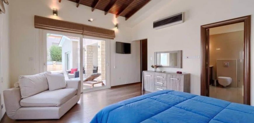 Paphos Kato Paphos – Universal Villa For Sale TPH2777
