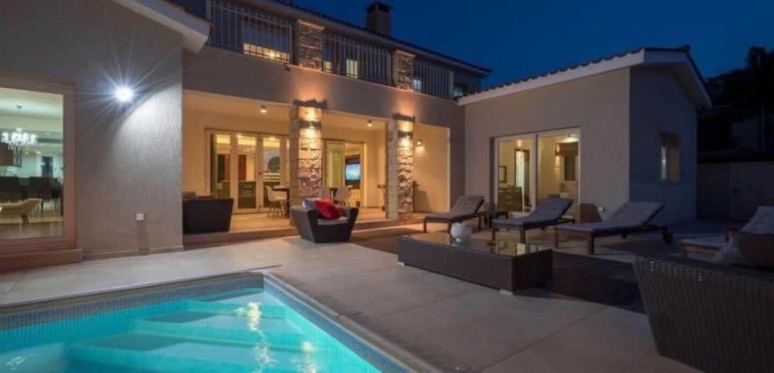 Paphos Kato Paphos – Universal Villa For Sale TPH2777