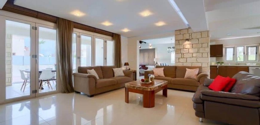 Paphos Kato Paphos – Universal Villa For Sale TPH2777