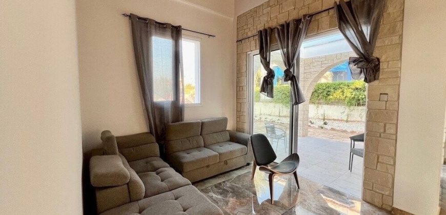 Paphos Sea Caves Bungalow For Sale TPH4049