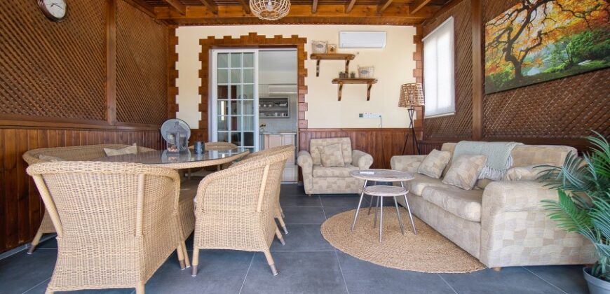 Paphos Chloraka 2 Bedroom Penthouse For Sale BSH27634