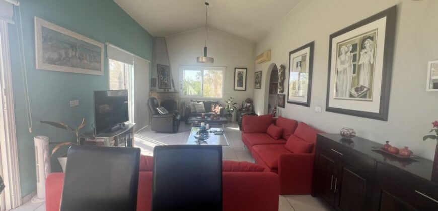 Paphos Chlorakas Detached Villa For Sale KTM103891