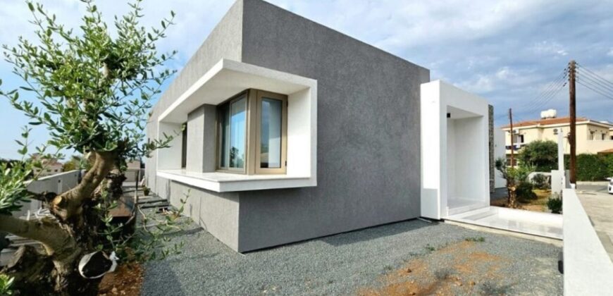 Paphos Empa Bungalow For Sale KTM102132