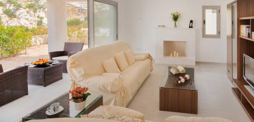Paphos Kamares Village 4 Bedroom Villas / Houses For Sale LPT11010