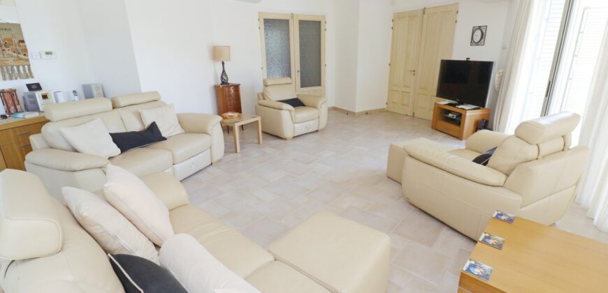 Paphos Agios Georgios 4Bdr Detached Villa For Sale SKR18125