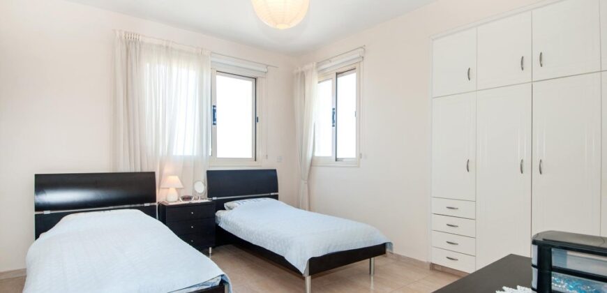 Paphos Kato Paphos 2 Bedroom Apartment For Sale DLHD0638A