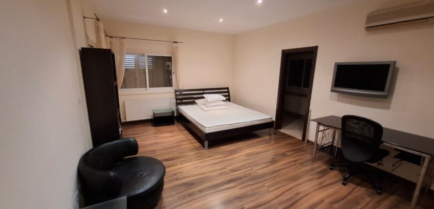 Paphos Tala 6 Bedroom House For Sale DLHCA00435