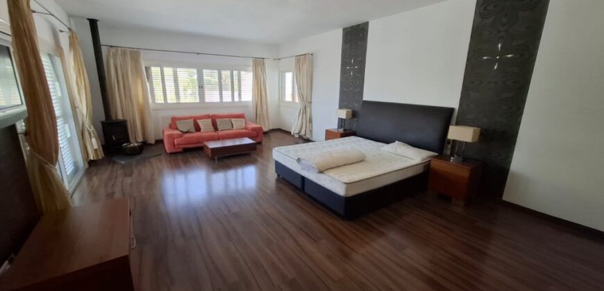 Paphos Tala 6 Bedroom House For Sale DLHCA00435