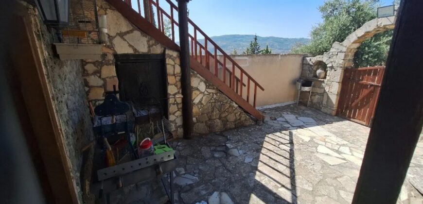 Paphos Filousa Kelokedaron 2Bdr Traditional House For Sale DTC4022