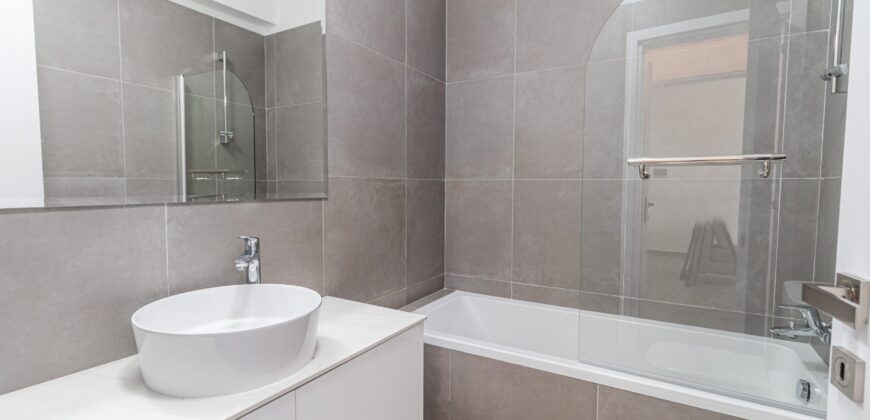 Paphos Coral Bay 2 Bedroom Apartments / Penthouses For Sale LPT38986