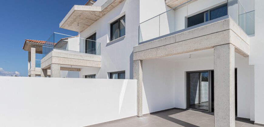 Paphos Coral Bay 2 Bedroom Apartments / Penthouses For Sale LPT38986