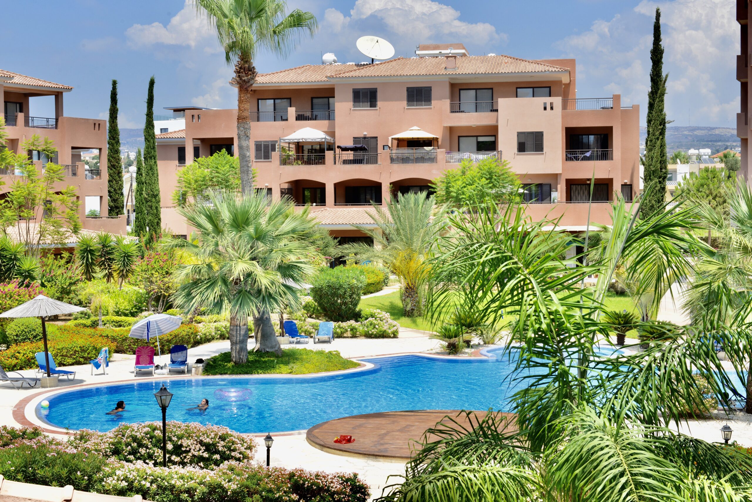 Kato Paphos 1 Bedroom Villas / Houses For Sale LPT70691