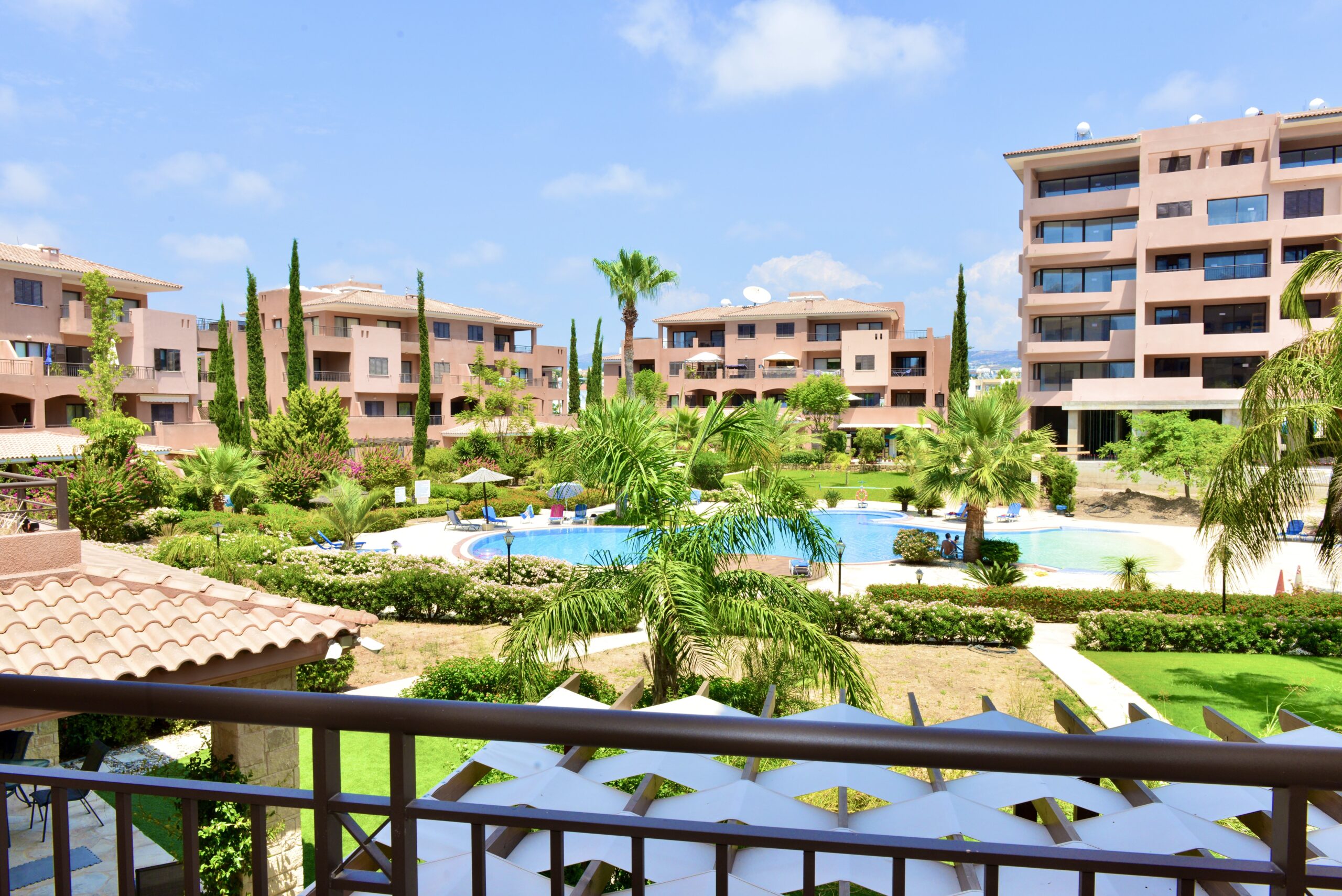 Kato Paphos 1 Bedroom Villas / Houses For Sale LPT70691