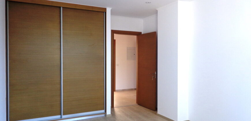Paphos 3 Bedroom Apartment For Sale LGP0342AR