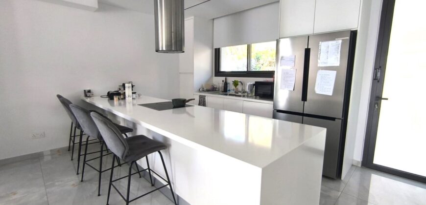 Paphos Chlorakas 4Bdr Detached Villa For Rent DTC4180