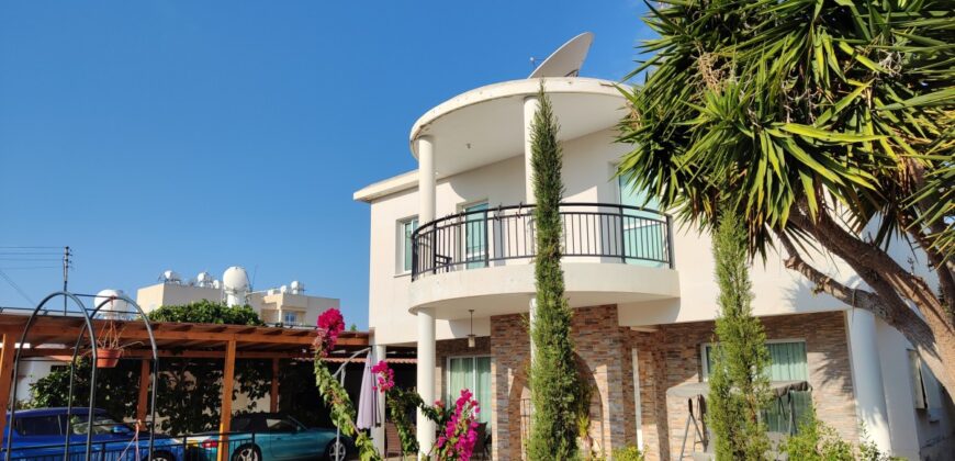 Paphos Kato Paphos Paphos 4 Bdr Detached Villa Resale For Sale WWR30987