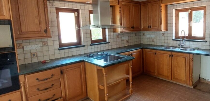 Paphos Geroskipou 5Bdr Detached Villa For Sale DTC4740