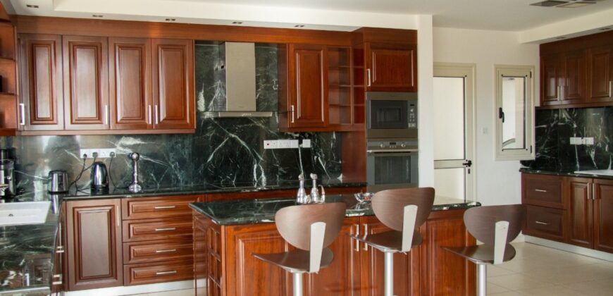 Paphos Peyia 8Bdr Detached Villa For Sale DTC4666