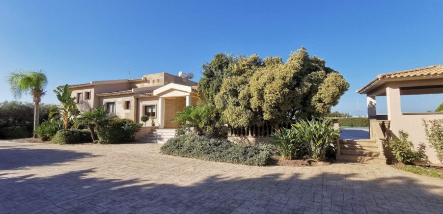 Paphos Emba 4Bdr Detached Villa For Sale SKR17935