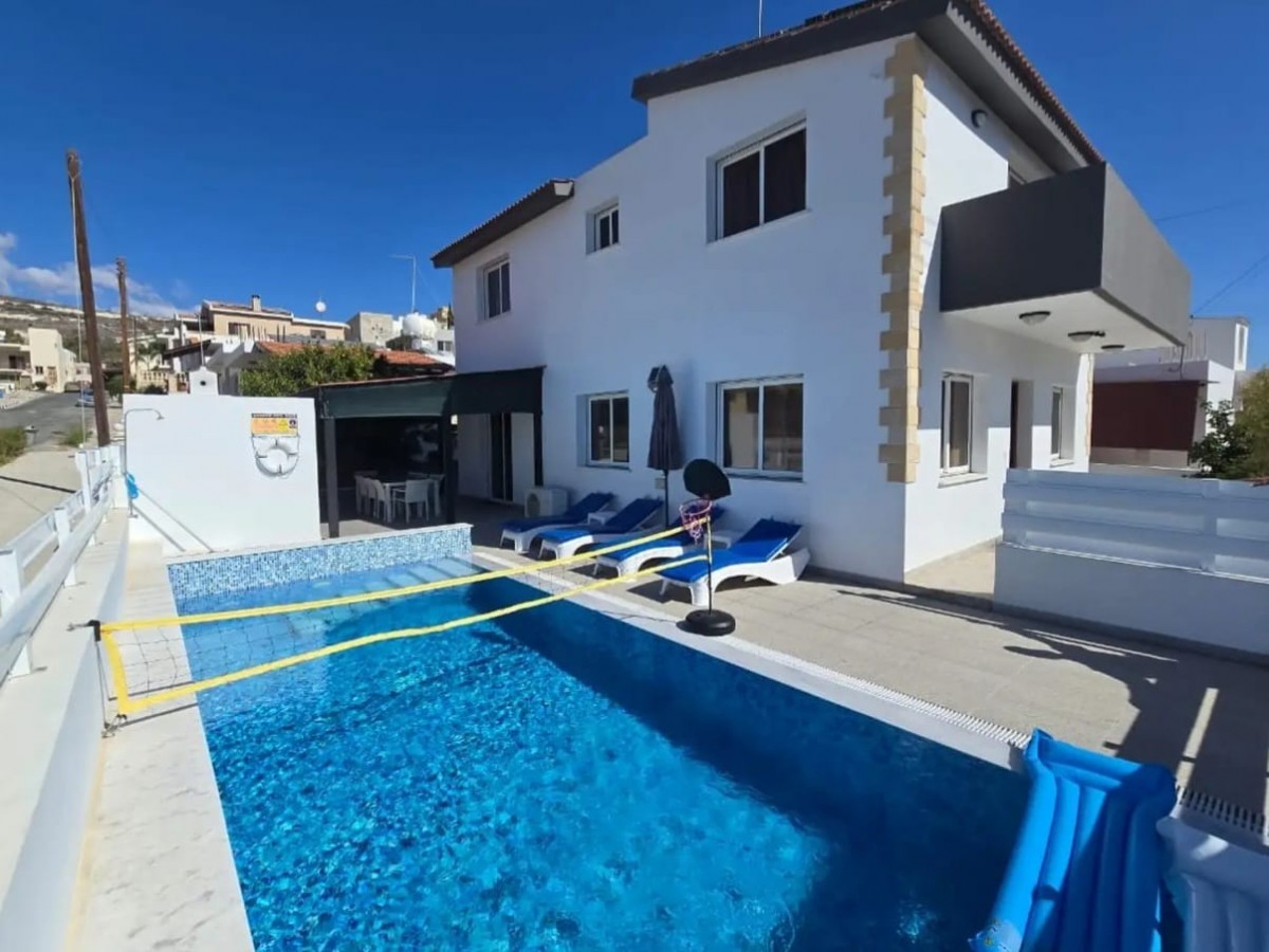 Paphos Geroskipou 3Bdr Detached Villa For Rent DTC4778