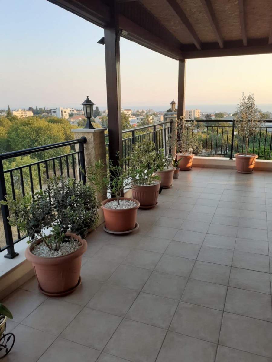 Paphos Paphos Town 4Bdr Penthouse For Sale DTC4773