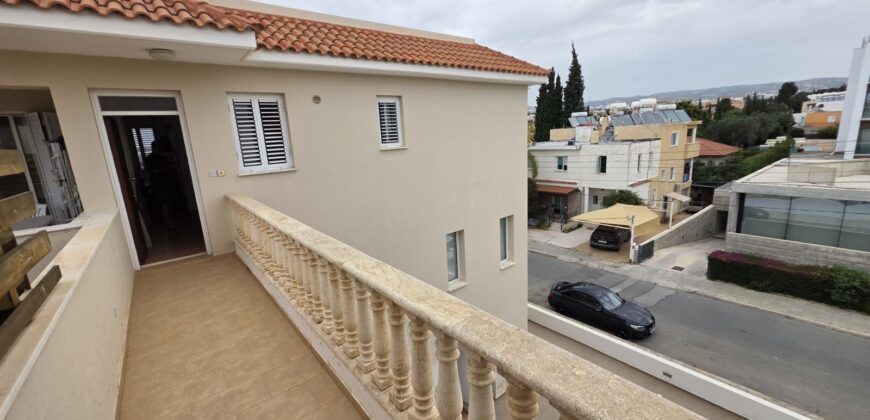 Paphos Universal Area Apartment For Sale KTM108342