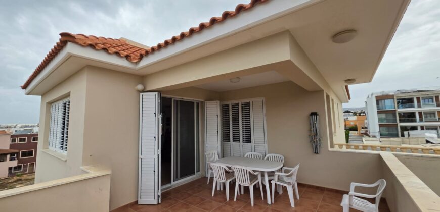 Paphos Universal Area Apartment For Sale KTM108342