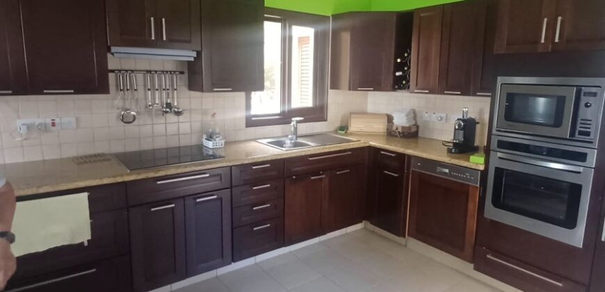 Paphos Praitori 4 Bedroom Villa For Sale KWSL0137S
