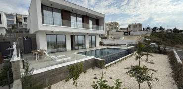 Paphos Chloraka 3 Bedroom Villa For Sale KWMC0007S