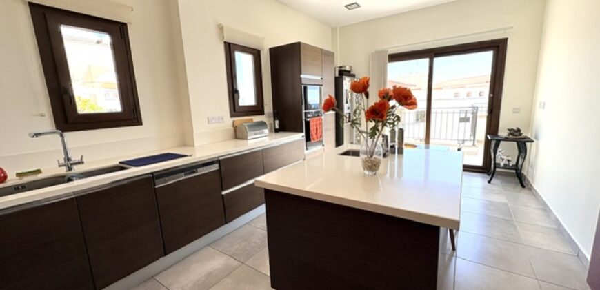 Paphos Peyia 3 Bedroom Apartment Penthouse For Sale KW7CR0034S