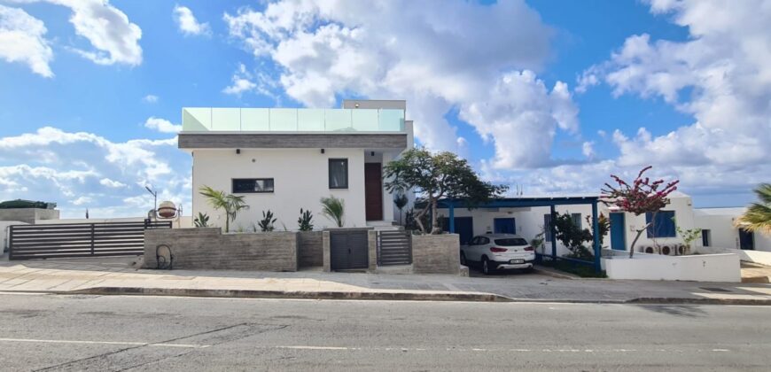 Paphos Chloraka 3 Bedroom House For Sale KWMC0008S