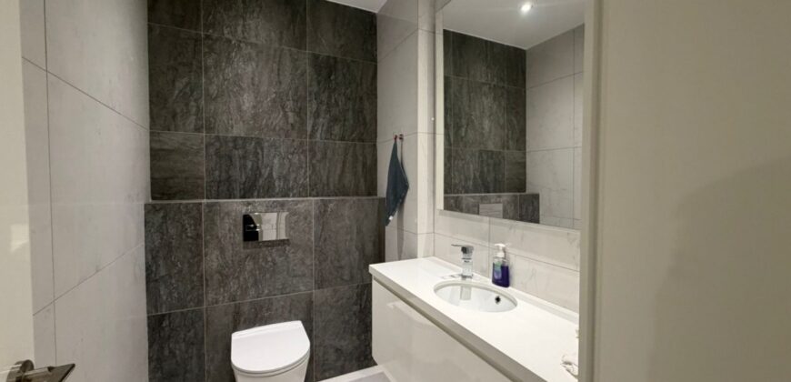 Paphos Geroskipou Tourist Area 5 Bedroom Villa For Sale KW7JP0026S