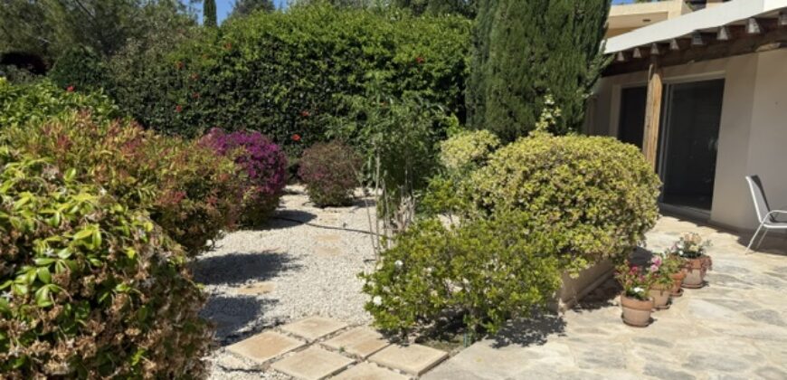 Paphos Chloraka 3 Bedroom Bungalow For Sale KW7CR0035S