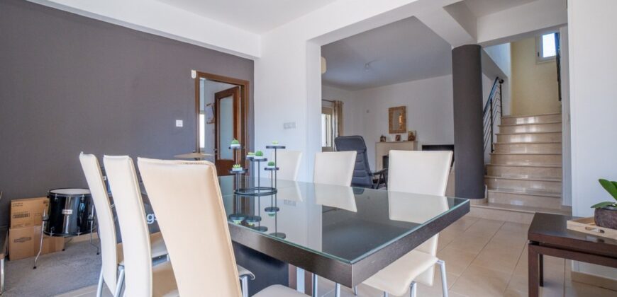 Paphos Yeroskipou 3 Bedroom Villa For Sale BSH44630