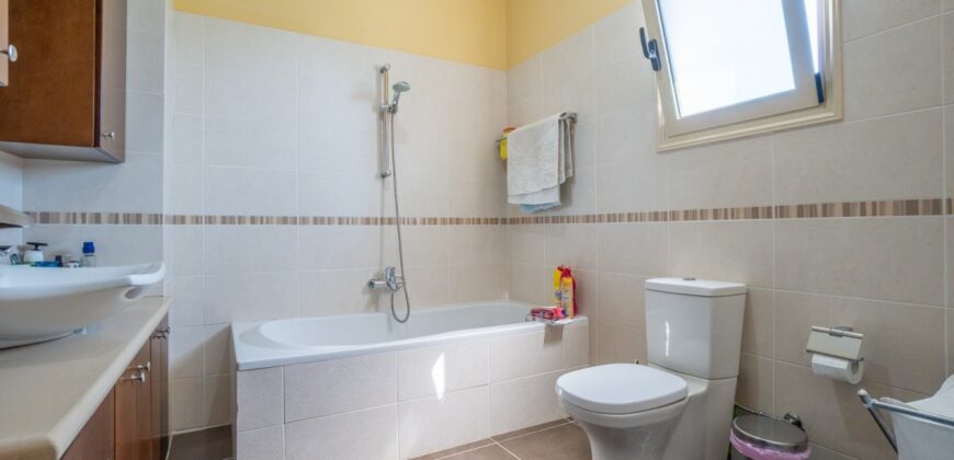 Paphos Yeroskipou 3 Bedroom Villa For Sale BSH44630
