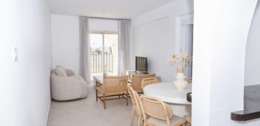 Kato Paphos 2 Bedroom Apartments / Penthouses For Sale LPT81310